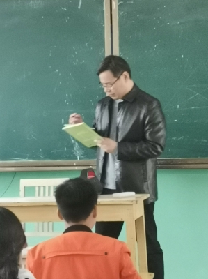 赤峰二中李錦城校長(zhǎng)電話號(hào)碼-第1張圖片