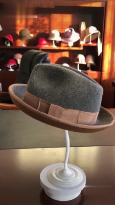 赤峰帽子專賣店電話號碼查詢-第1張圖片