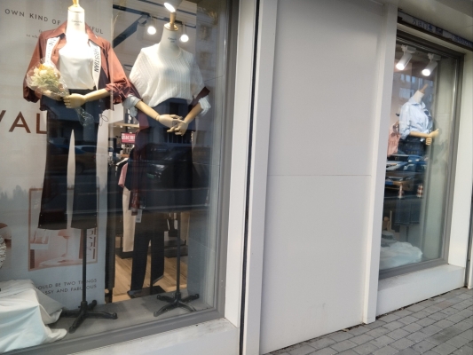 赤峰希色服裝店電話地址查詢-第1張圖片