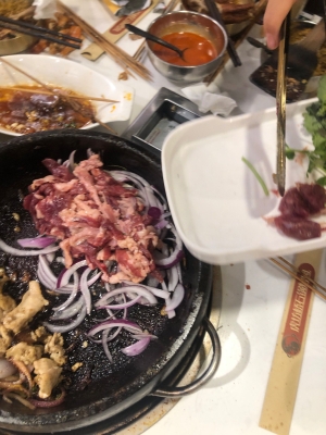 赤峰石鍋烤肉電話號(hào)碼多少號(hào)-第1張圖片