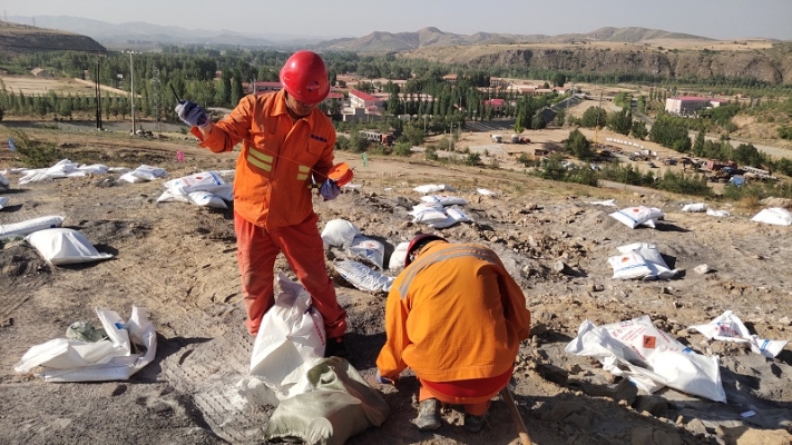 赤峰公路清掃機(jī)電話多少號(hào)-第1張圖片