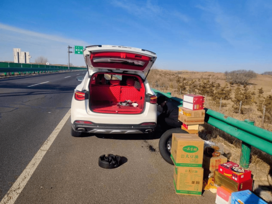 赤峰黑獅換輪胎電話號(hào)碼查詢-第1張圖片