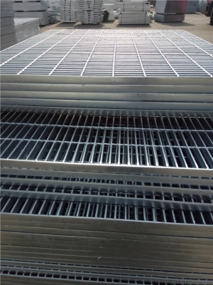 赤峰踏步板廠家電話號(hào)碼查詢-第1張圖片