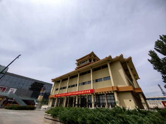 赤峰美術(shù)機構(gòu)咨詢電話號碼是多少-第1張圖片