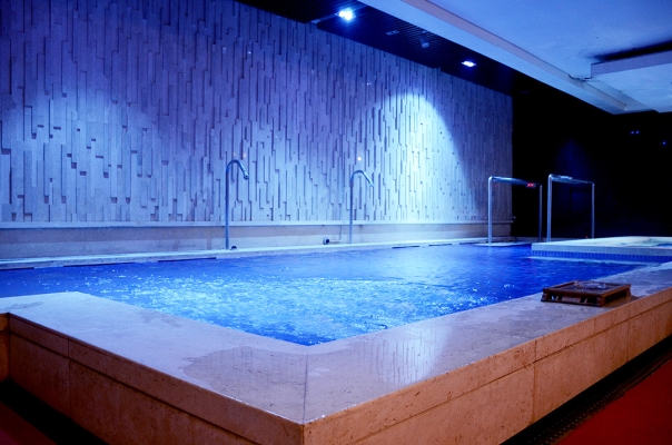 赤峰哪里還有游泳池啊電話多少-第1張圖片