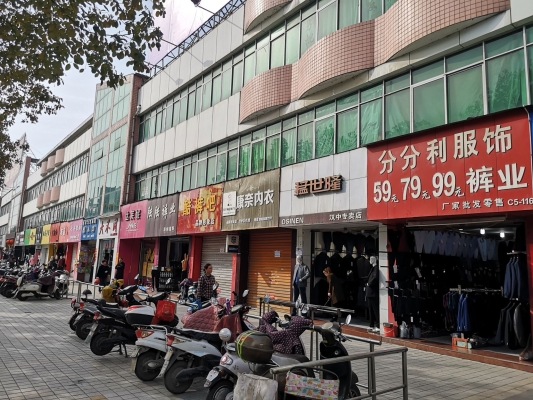 赤峰市購物商城推薦電話地址-第1張圖片