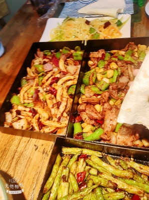 赤峰吃貨戳子肉店電話地址查詢-第1張圖片