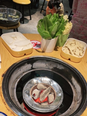 赤峰牛骨頭蒸餃館電話號(hào)碼-第1張圖片