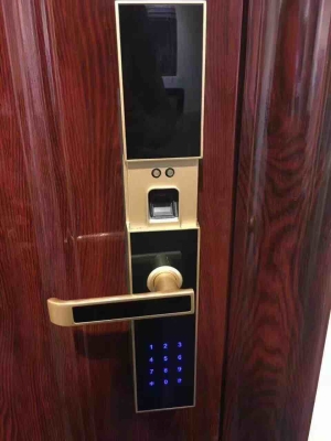 赤峰開(kāi)鎖修鎖換鎖電話號(hào)碼-第1張圖片