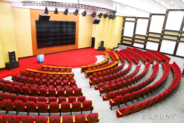 赤峰學(xué)院階梯教室電話號碼-第1張圖片