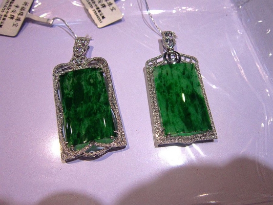 赤峰市珠寶文玩店電話號(hào)碼-第1張圖片