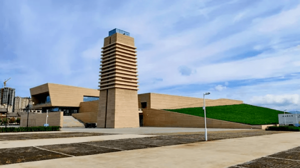 赤峰工院管理服務(wù)系電話號(hào)碼-第1張圖片