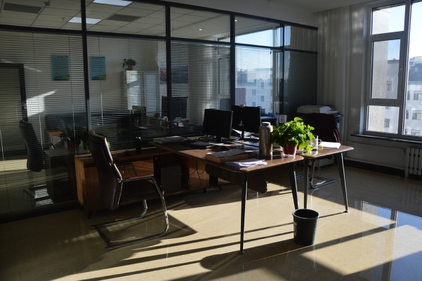 赤峰小型攝影棚公司電話號碼-第1張圖片