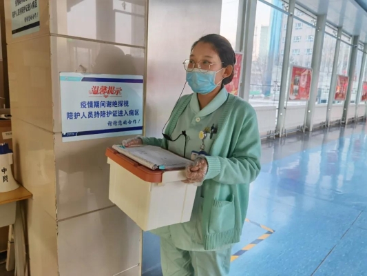 赤峰物業(yè)大姐是誰(shuí)呀電話是多少-第1張圖片