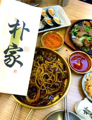 赤峰海鮮城美食推薦電話是多少-第1張圖片