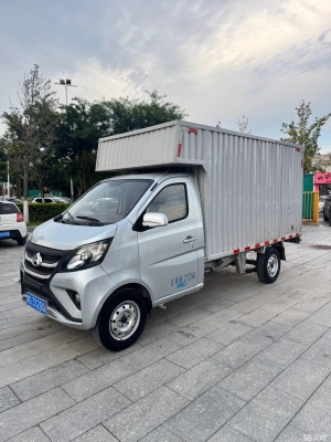 赤峰封閉面包車出售電話號(hào)碼-第1張圖片