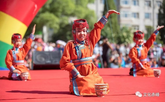 赤峰站蒙古服裝店電話號碼-第1張圖片