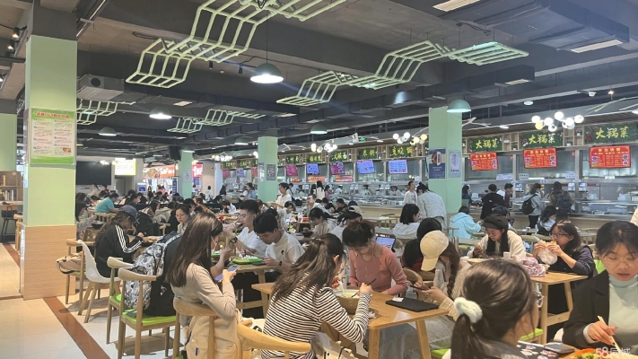 赤峰學(xué)院附近檔口出租電話號(hào)碼-第1張圖片