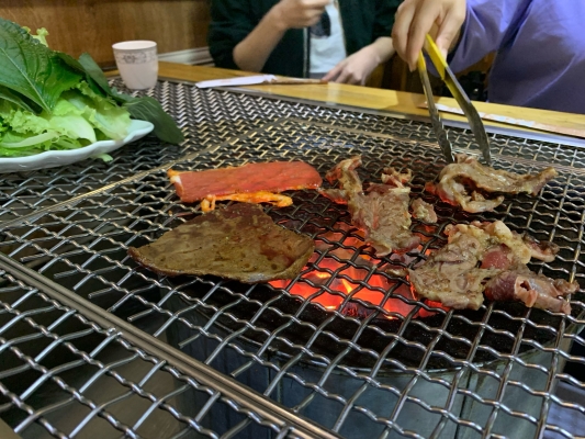 赤峰便當(dāng)?shù)案獾甑刂冯娫捥?hào)碼-第1張圖片