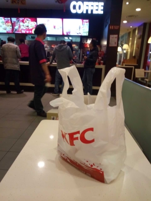 肯德基赤峰街店電話號(hào)碼多少-第1張圖片