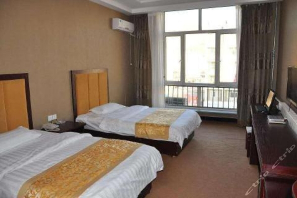 赤峰五會(huì)賓館電話(huà)多少號(hào)-第1張圖片