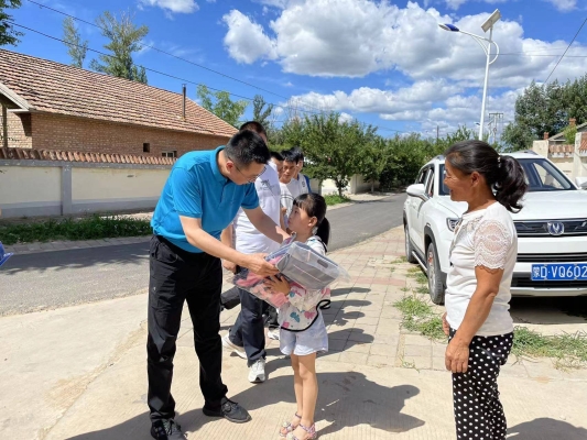 赤峰關(guān)愛(ài)寵物電話地址是多少號(hào)-第1張圖片