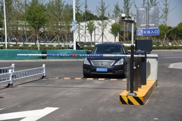 赤峰公交站換牌電話號(hào)碼-第1張圖片