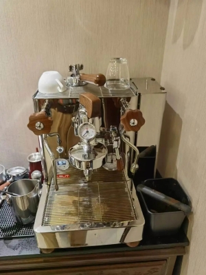 赤峰樂頌琴行電話多少號-第1張圖片