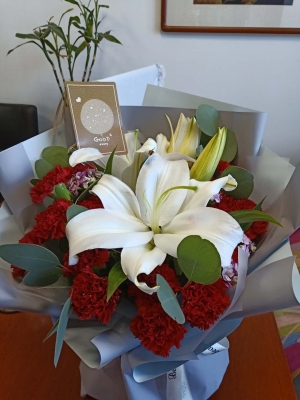 赤峰百佳鮮花坊電話號碼-第1張圖片