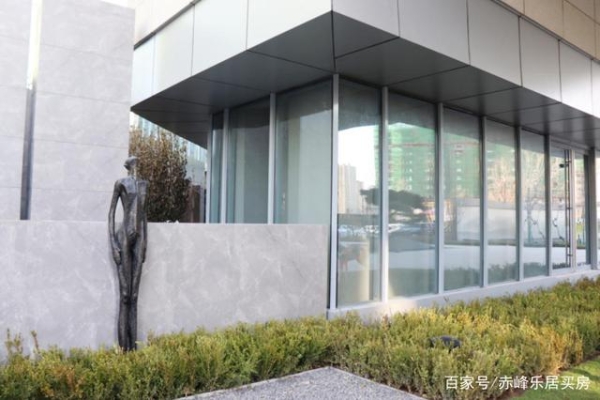 赤峰坤廈悅龍灣物業(yè)電話是多少-第1張圖片