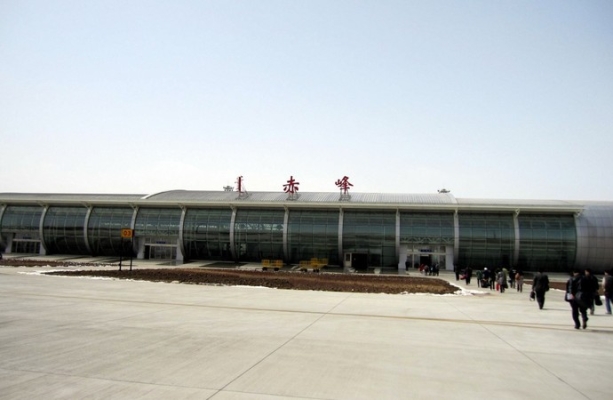 赤峰飛機(jī)場(chǎng)電話玉龍機(jī)場(chǎng)客服-第1張圖片