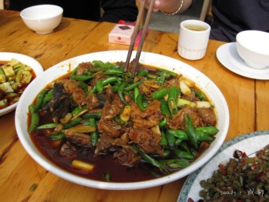 赤峰九折排骨館地址電話號碼-第1張圖片