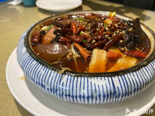 赤峰辣嘴鴨老板電話地址查詢-第1張圖片