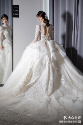 赤峰高定女裝店地址電話號碼-第1張圖片