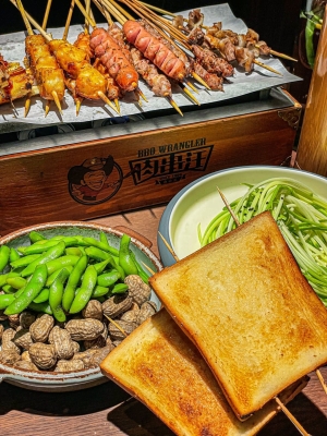 赤峰華瑞園小串燒烤電話號碼-第1張圖片