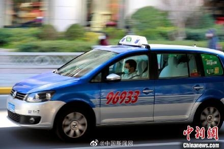 赤峰藍(lán)色出租車叫車電話號(hào)碼-第1張圖片