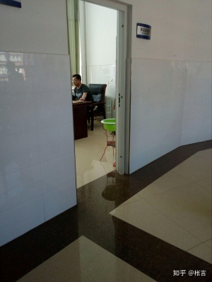 赤峰紅旗中學(xué)電話多少啊-第1張圖片