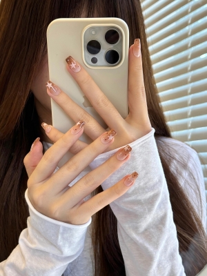 赤峰愛林美甲店電話多少號-第1張圖片