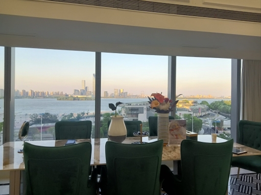 赤峰標(biāo)榜美容電話-第1張圖片