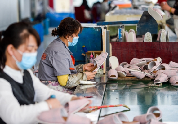 赤峰紅山拖鞋廠電話多少號-第1張圖片