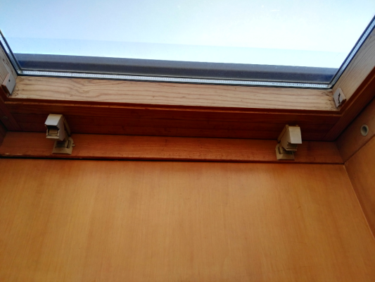 赤峰斜屋頂天窗安裝電話號(hào)碼-第1張圖片