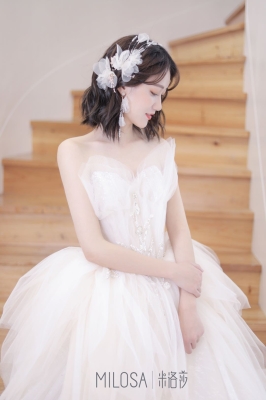 赤峰祎軒婚紗化妝店電話號碼-第1張圖片