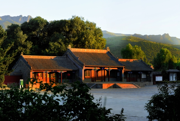 赤峰紅山谷景區(qū)電話號碼是多少-第1張圖片