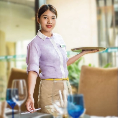 赤峰福興東方酒店招聘電話號碼-第1張圖片