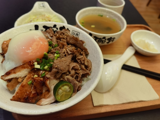 赤峰市快餐便當(dāng)?shù)觌娫捥?hào)碼-第1張圖片