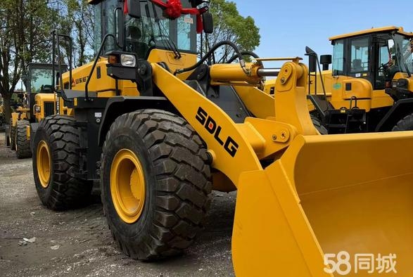 赤峰柴油鏟車廠家電話號(hào)碼-第1張圖片