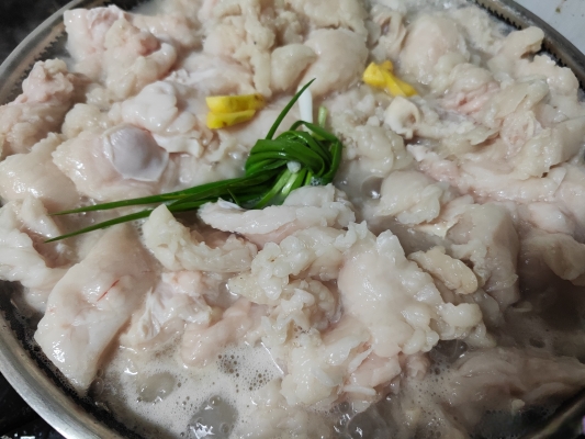 赤峰豬板油批發(fā)電話(huà)地址查詢(xún)-第1張圖片