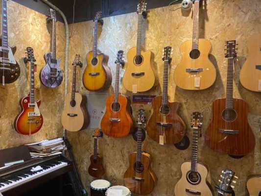 赤峰樂器店電話號(hào)-第1張圖片