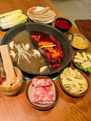 赤峰所有火鍋店地址電話號(hào)碼-第1張圖片