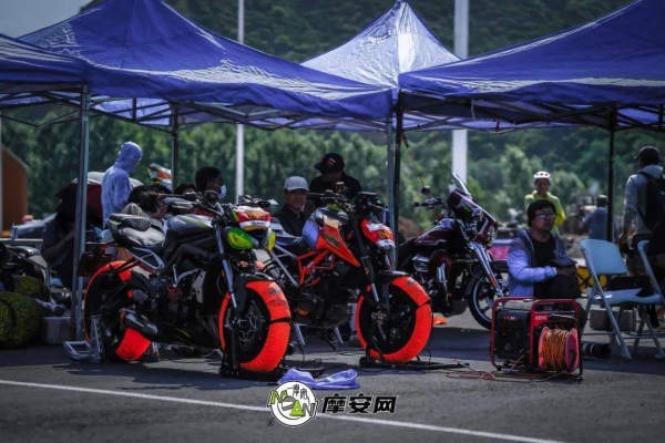 赤峰摩友車隊(duì)電話號碼查詢-第1張圖片